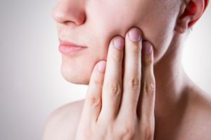 wisdom teeth symptoms & removal